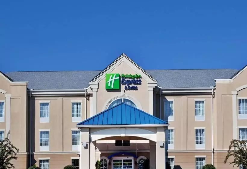 בית מלון כפרי Holiday Inn Express & Suites Orangeburg, An Ihg