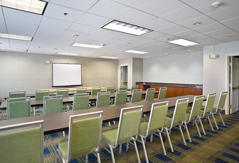 Holiday Inn Express Hotel & Suites Vermillion By Ihg