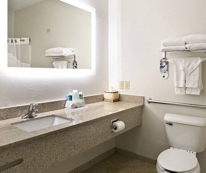 Holiday Inn Express Hotel & Suites Vermillion By Ihg