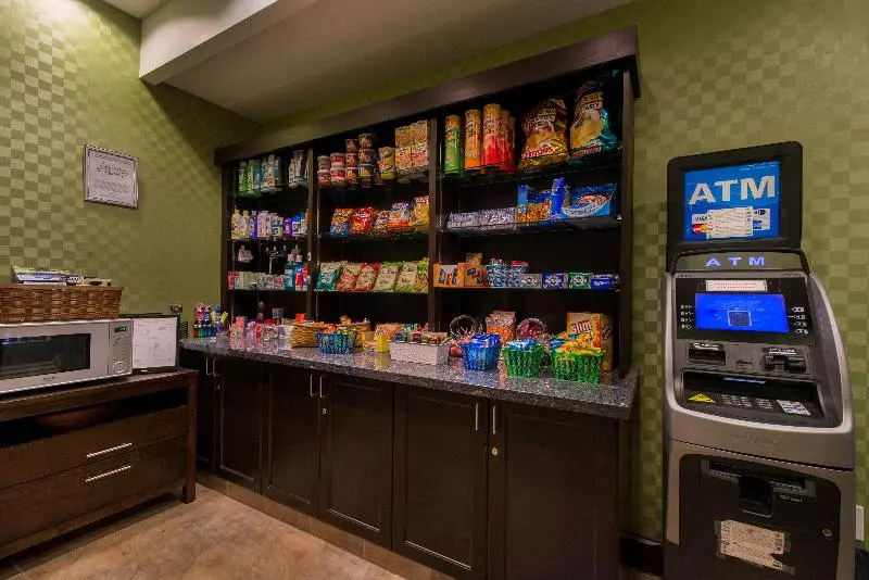 Отель Holiday Inn Express And Suites Dickson City, An Ihg