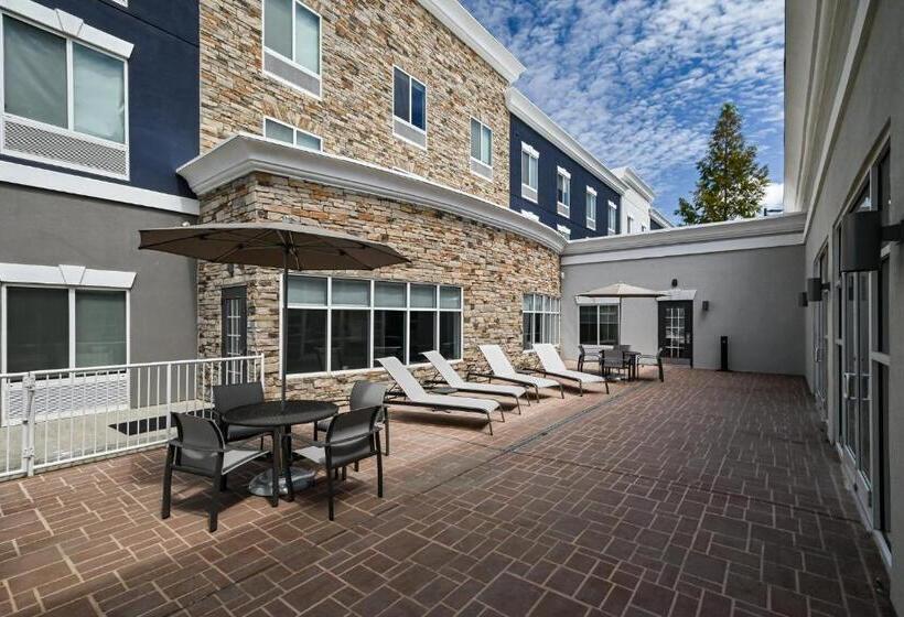 ホテル Holiday Inn Express Charlotte Southeast   Matthews, An Ihg