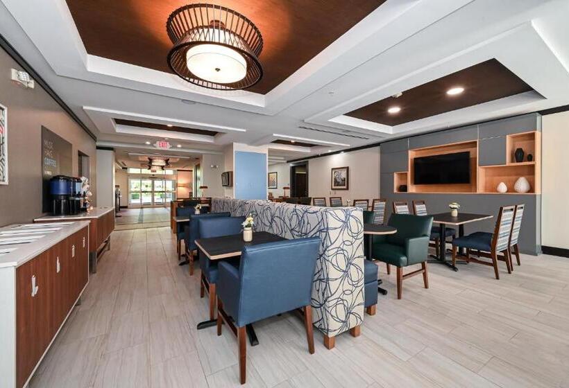 ホテル Holiday Inn Express Charlotte Southeast   Matthews, An Ihg