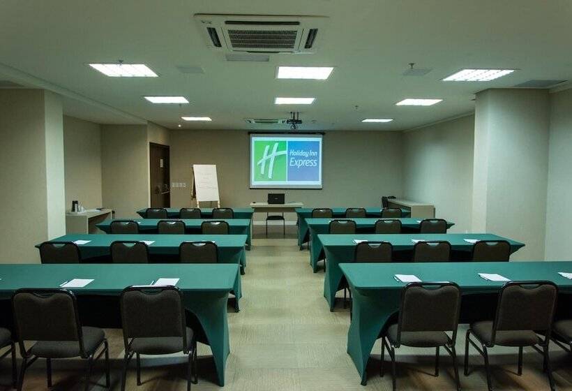 ホテル Hilton Garden Inn Maceio