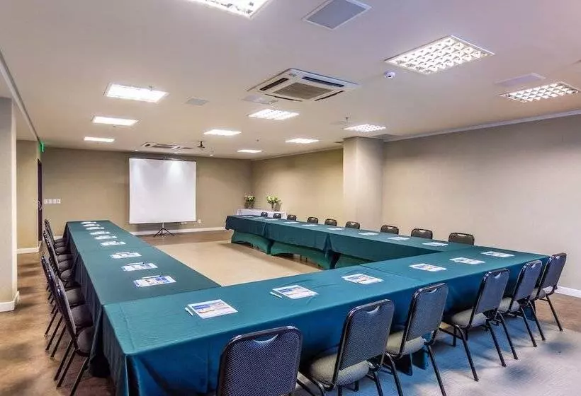 Отель Hilton Garden Inn Maceio