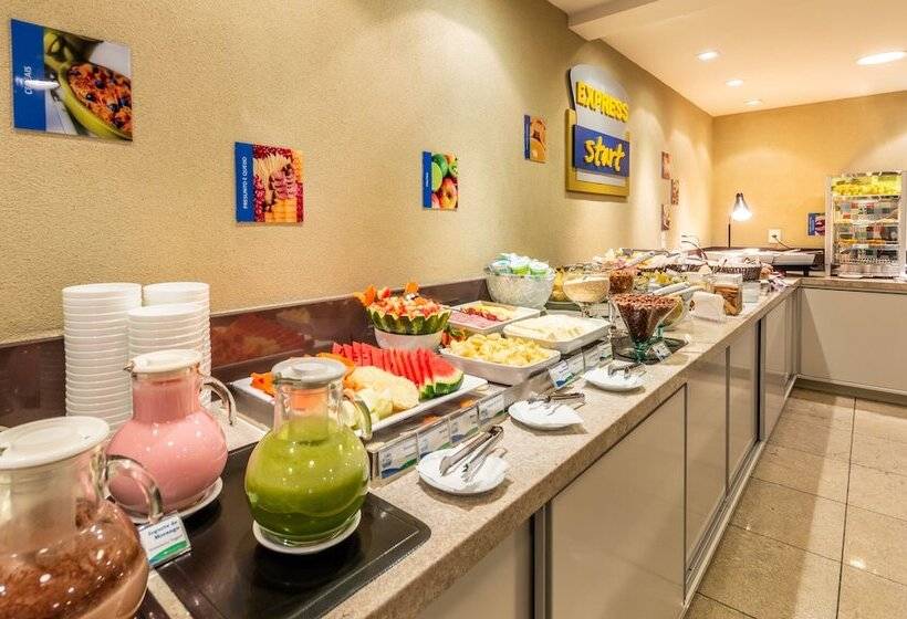 ホテル Hilton Garden Inn Maceio