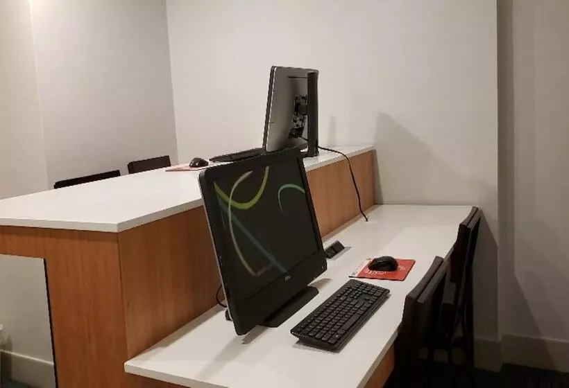 Отель Holiday Inn Express Mount Arlington, An Ihg