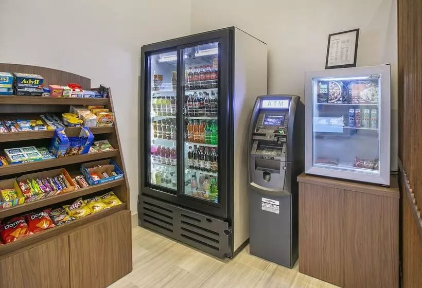 Отель Holiday Inn Express Mount Arlington, An Ihg