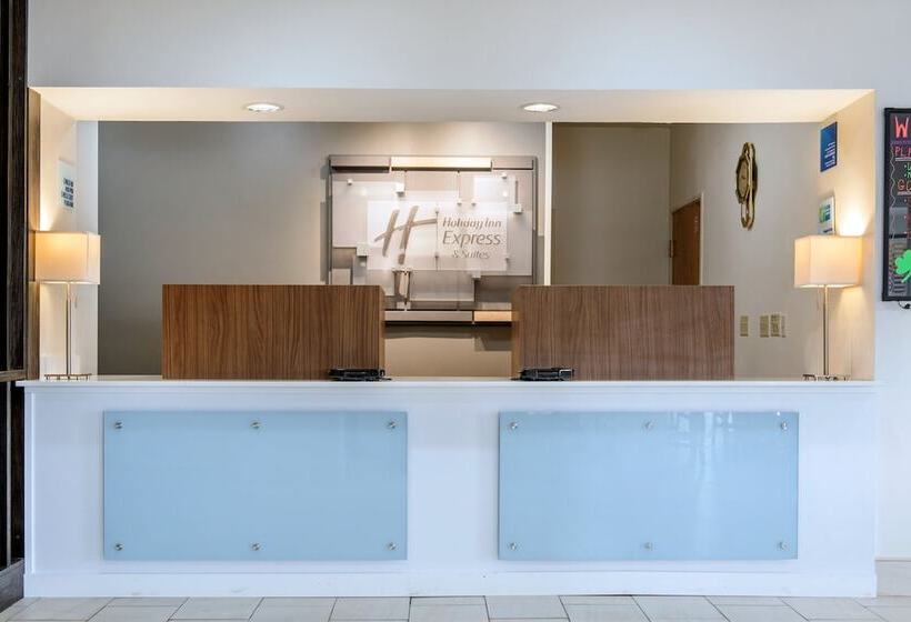 בית מלון כפרי Holiday Inn Express & Suites Harrison, An Ihg