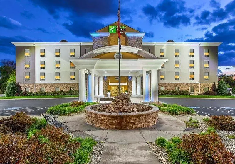 ホテル Holiday Inn Express & Suites Morristown, An Ihg