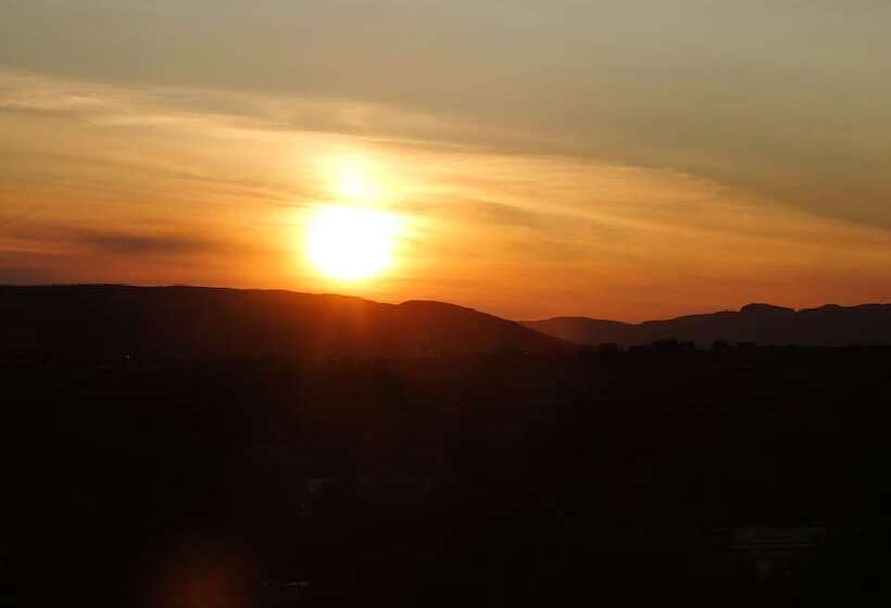 هتل Neðra Vatnshorn