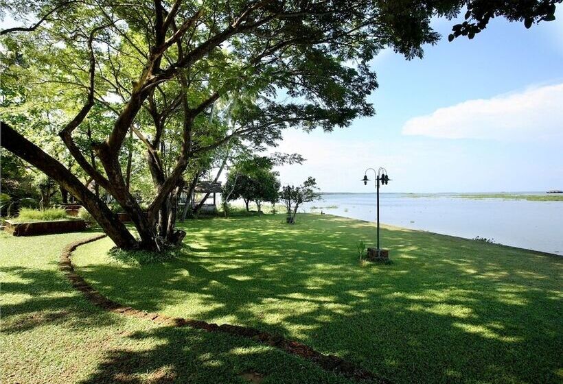 فندق Punnamada Resorts