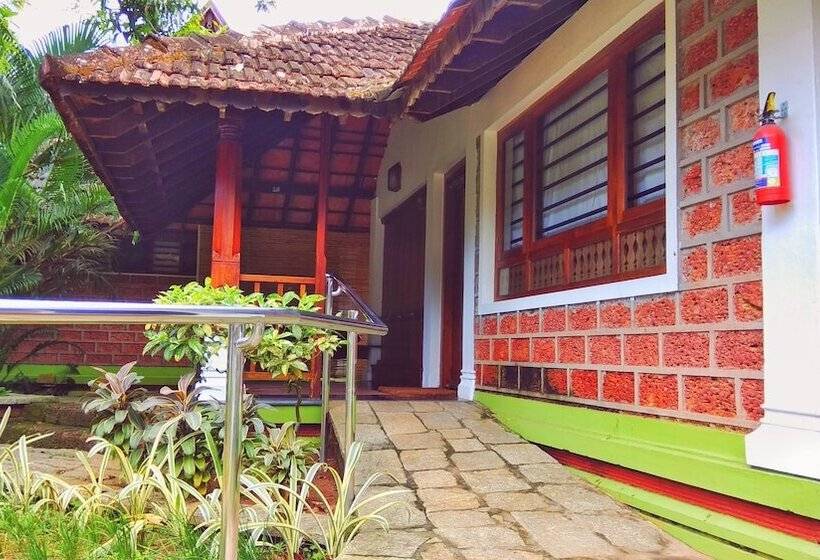 فندق Punnamada Resorts