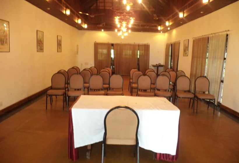 فندق Punnamada Resorts