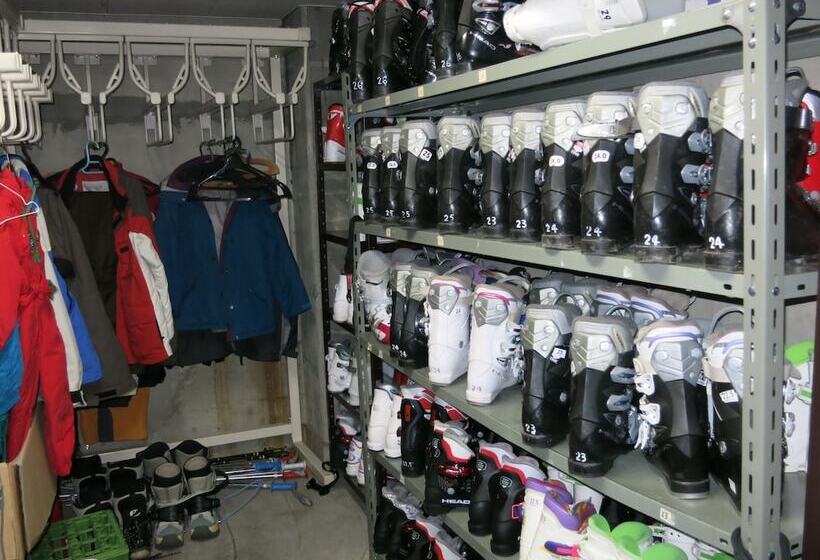 فندق Shirakabaso Shigakogen