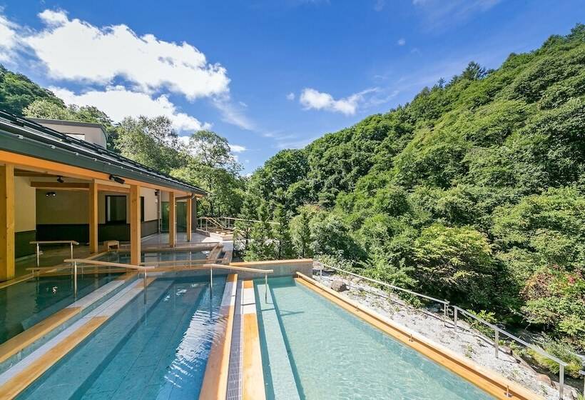 Tateshina Grand Hotel Takinoyu