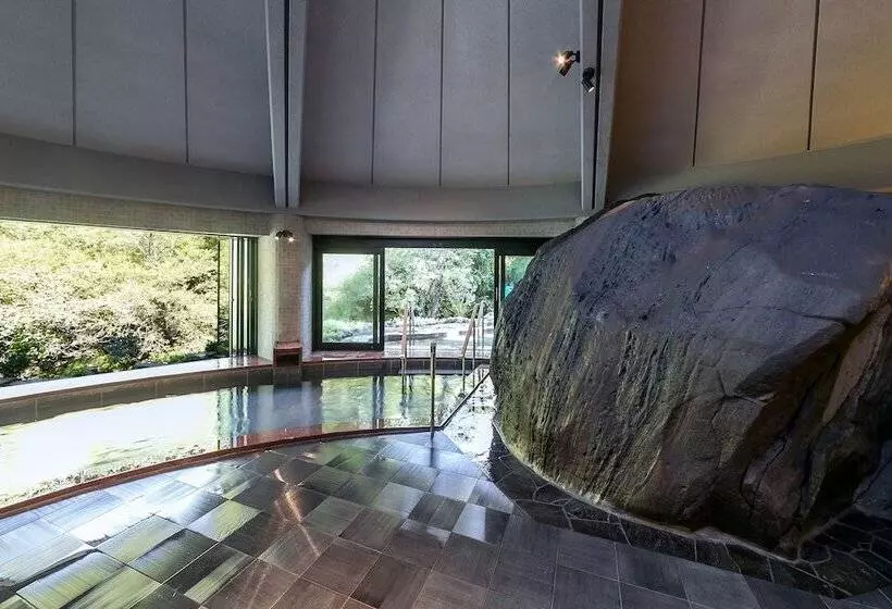 Tateshina Grand Hotel Takinoyu