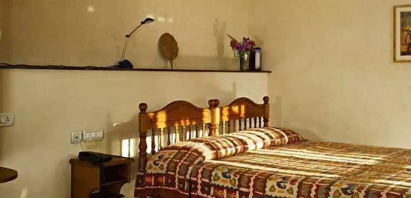 هتل Thapovan Heritage Home