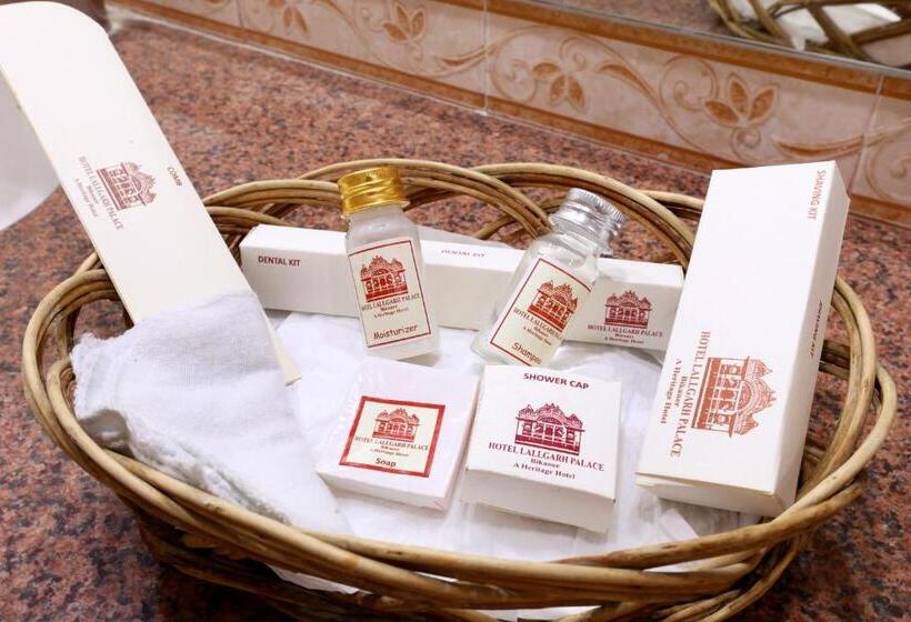 هتل The Lallgarh Palace A Heritage