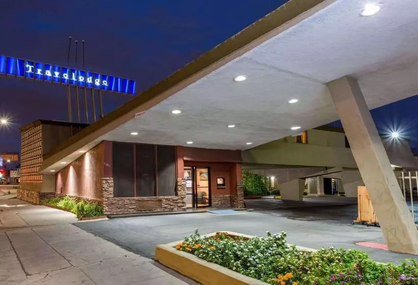 酒店 Travelodge By Wyndham Phoenix Downtown