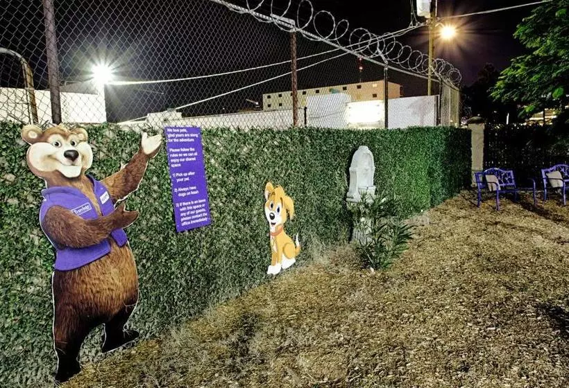 酒店 Travelodge By Wyndham Phoenix Downtown