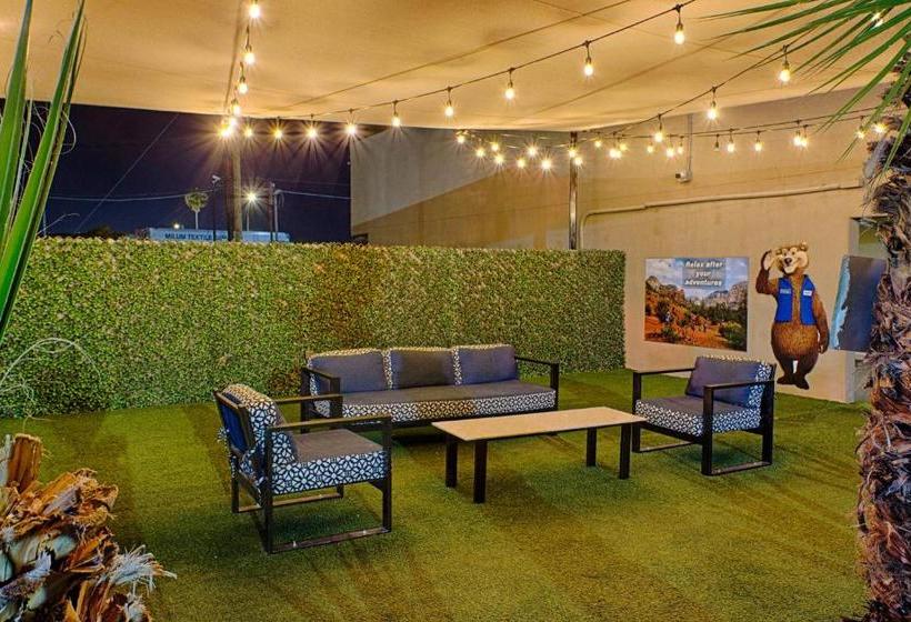 ホテル Travelodge By Wyndham Phoenix Downtown