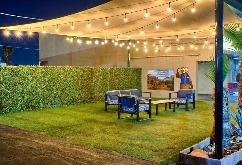 ホテル Travelodge By Wyndham Phoenix Downtown