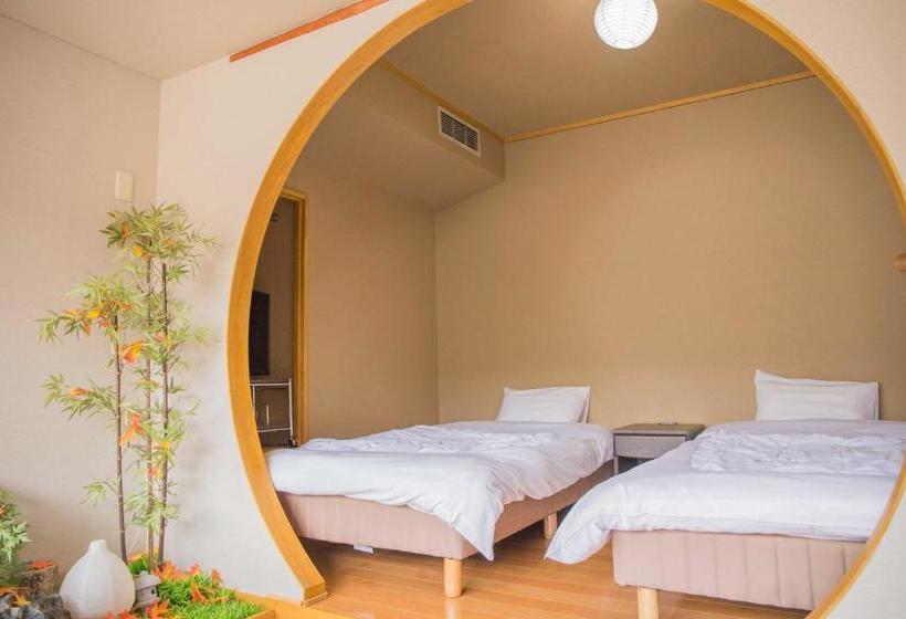 בית מלון כפרי Unzen Sky