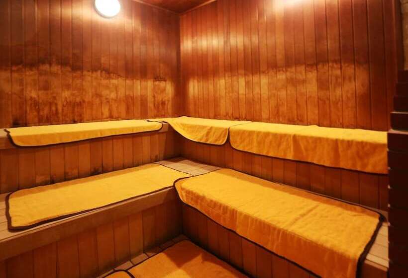 Apa Hotel & Resort Sapporo