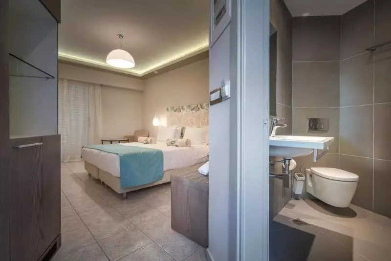 هتل Balcony Boutique