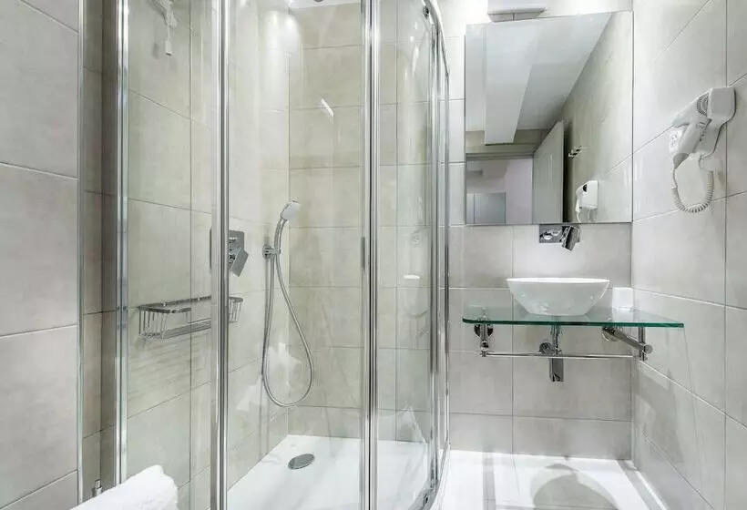 هتل Balcony Boutique