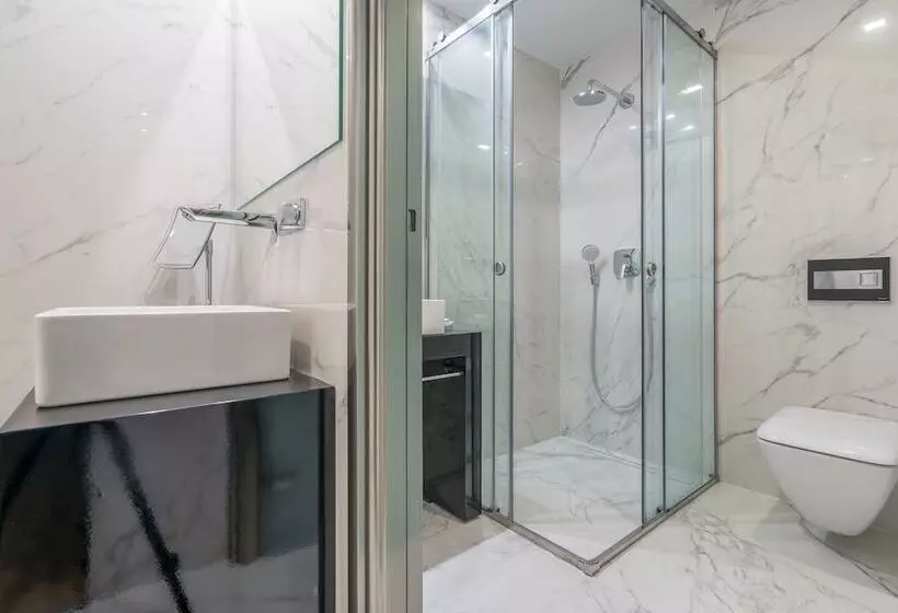 هتل Balcony Boutique