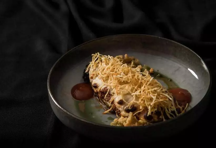 هتل Balcony Boutique