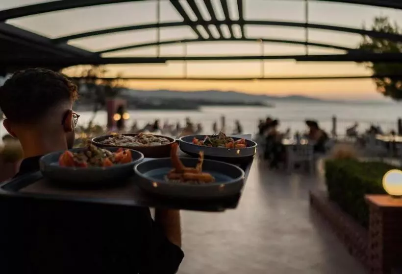 هتل Balcony Boutique