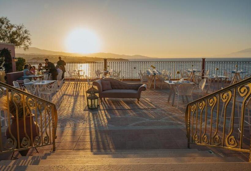 هتل Balcony Boutique