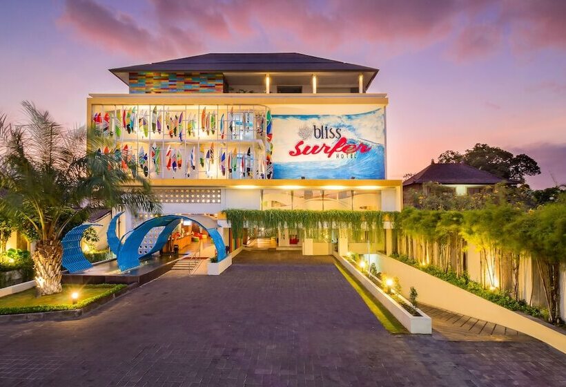Bliss Surfer Hotel By Tritama Hospitality