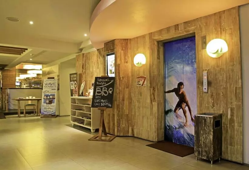 Bliss Surfer Hotel By Tritama Hospitality