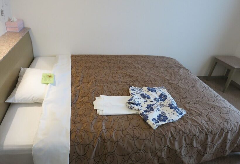 בית מלון כפרי Cent Main Nagoya