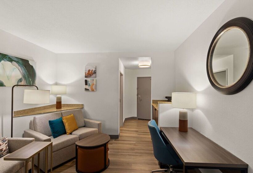 호텔 Comfort Suites Vero Beach I95