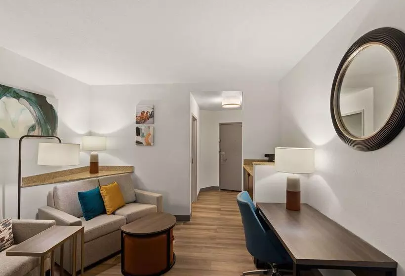 ホテル Comfort Suites Vero Beach I95