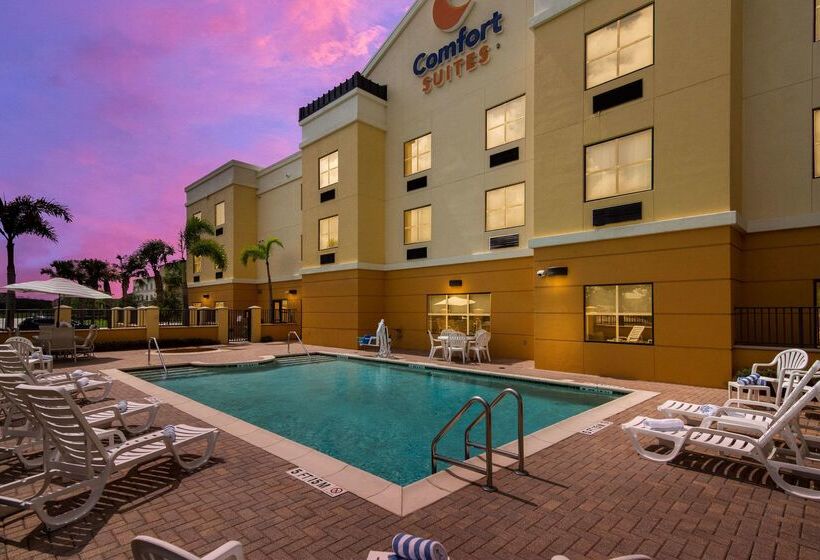 호텔 Comfort Suites Vero Beach I95