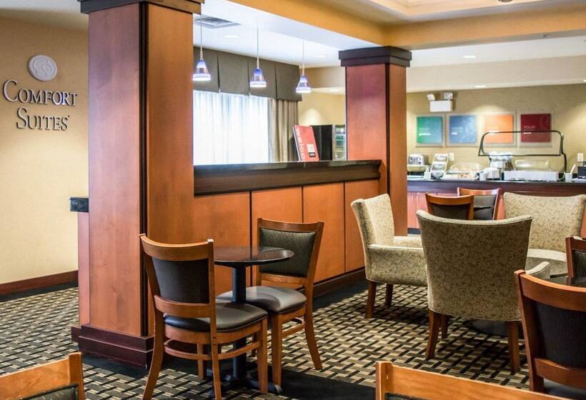 호텔 Comfort Suites Vero Beach I95