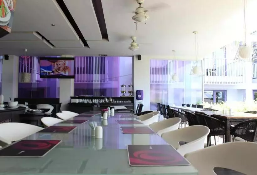 Conjioo Hotel Kuta Managed By Mhm