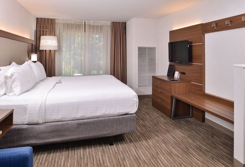 ホテル Holiday Inn Express & Suites Lacey   Olympia, An Ihg