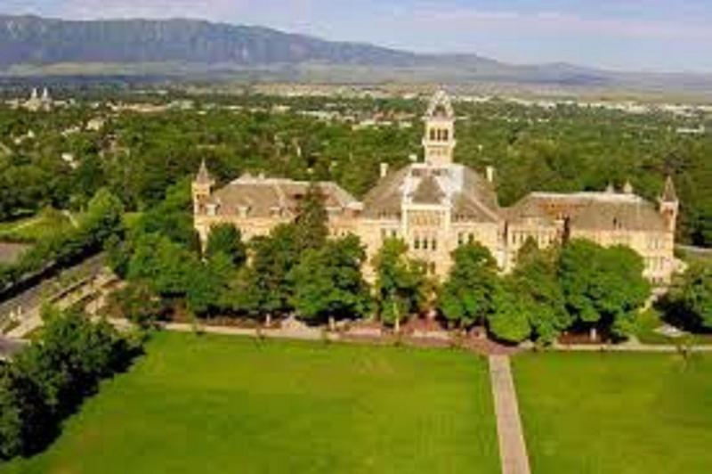 فندق Holiday Inn Express & Suites Logan, An Ihg