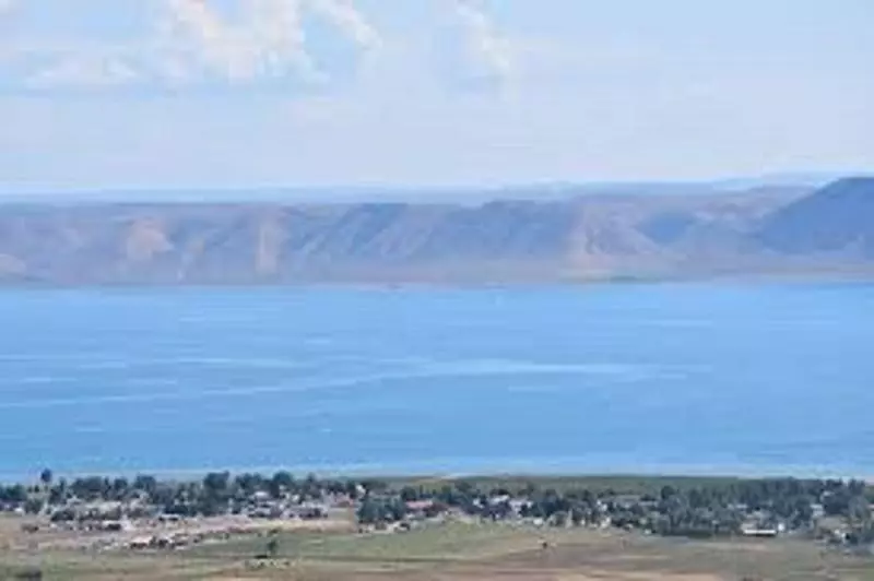 Отель Holiday Inn Express & Suites Logan, An Ihg