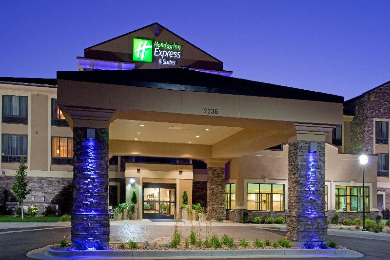 فندق Holiday Inn Express & Suites Logan, An Ihg