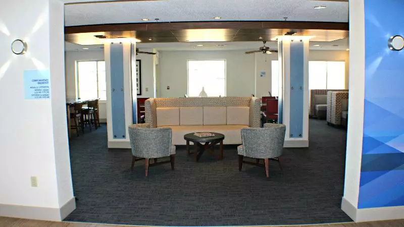 Holiday Inn Express Hotel & Suites Plainview, An Ihg