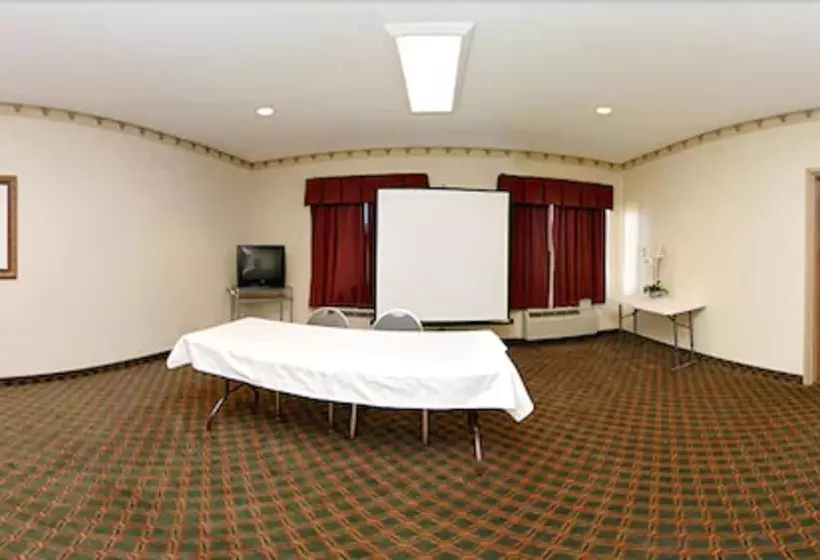 Holiday Inn Express Hotel & Suites Plainview, An Ihg