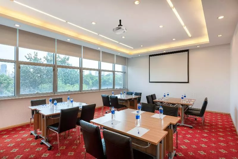 Hotel Holiday Inn Express Tianjin Heping, An Ihg
