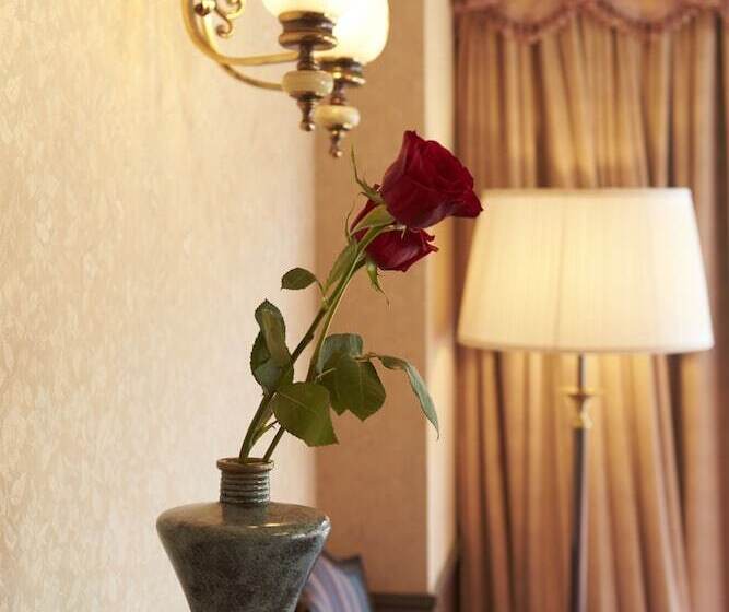 Hotel Kinugawaonsen Sanraku